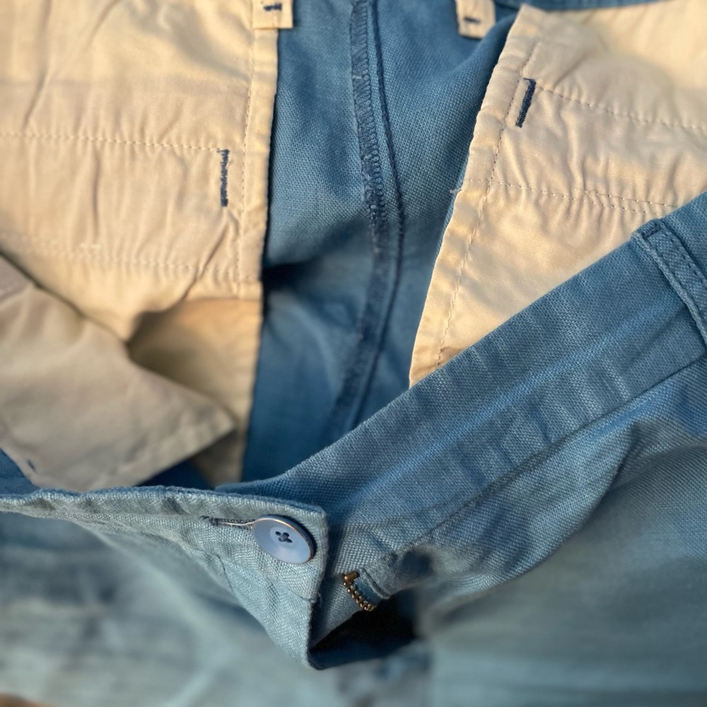 3 for $15.   Gap Size 10 Boyfriend roll up shorts - Picture 5 of 6